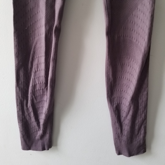 Fabletics Seamless Sculpknit Leggings Small - Picture 6 of 9